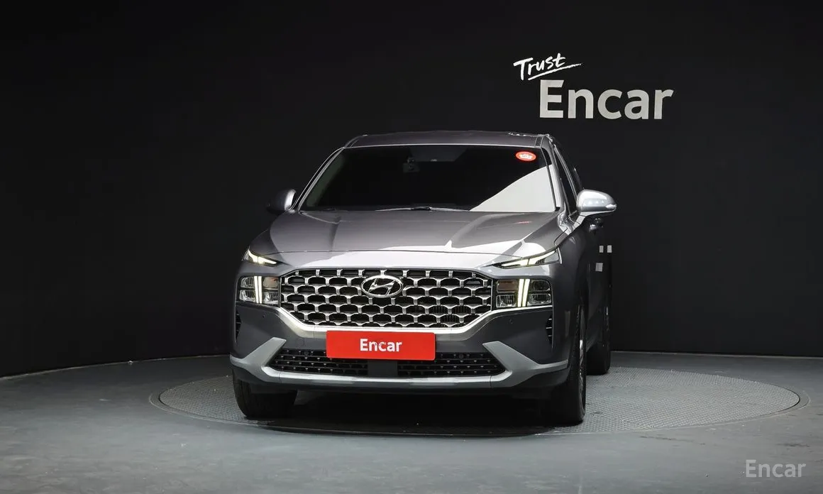Фото 3 - Hyundai Santa Fe