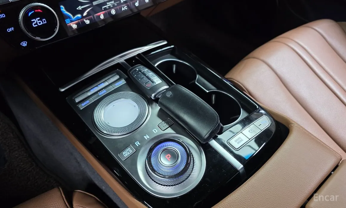 Фото 9 - Genesis G80