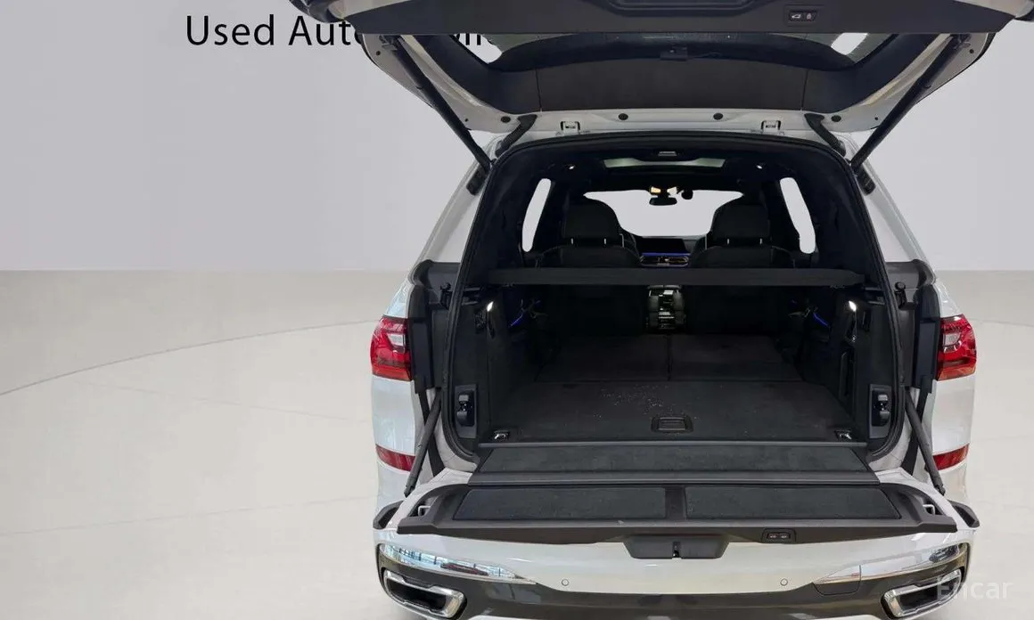 Фото 19 - BMW X7