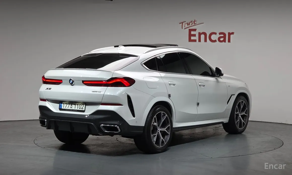 Фото 2 - BMW X6