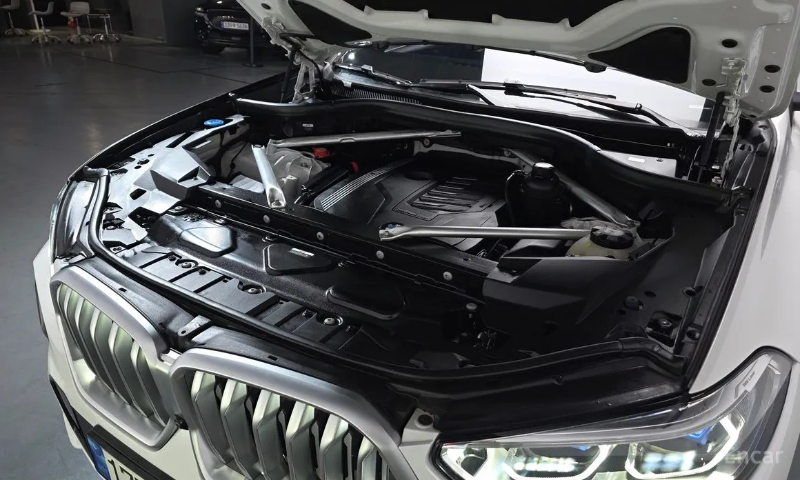 Фото 6 - BMW X6