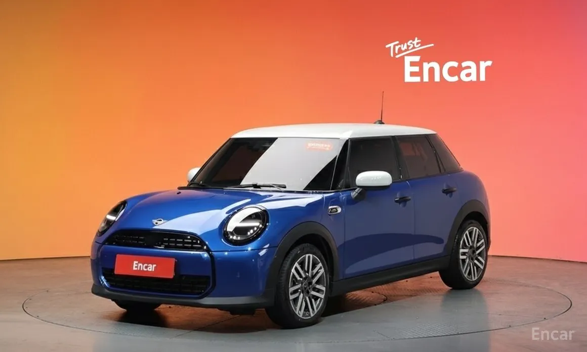 Фото 1 - Mini Cooper