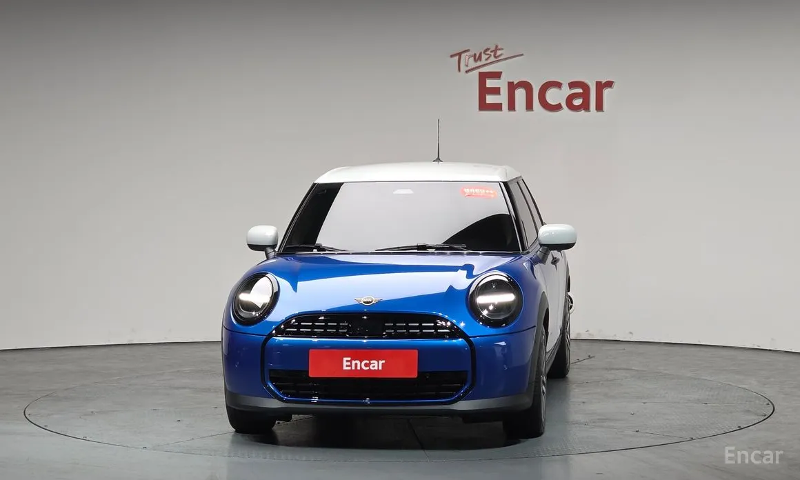 Фото 3 - Mini Cooper