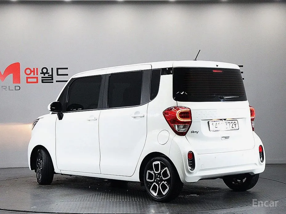 Фото 2 - Kia Ray