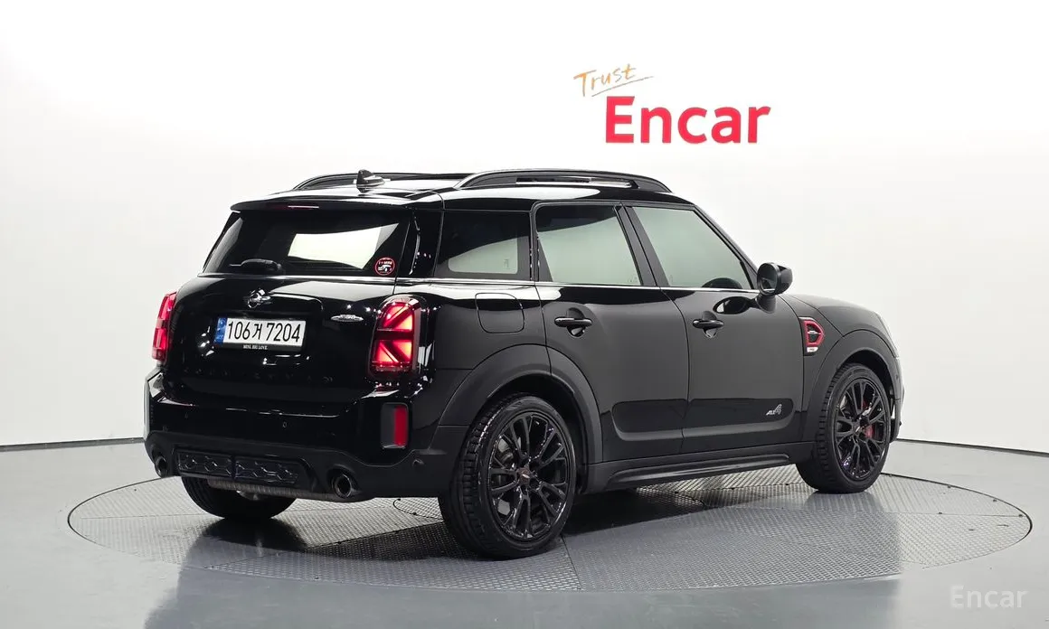 Photo 2 - Mini Countryman