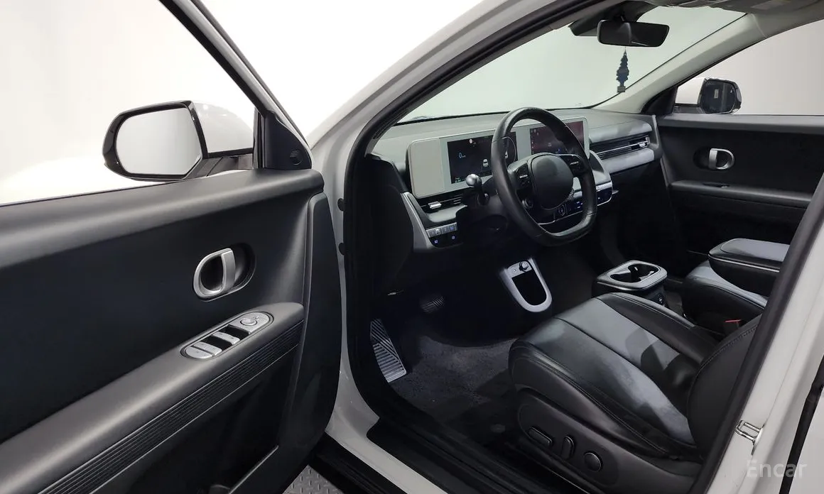 Photo 10 - Hyundai Ioniq 5