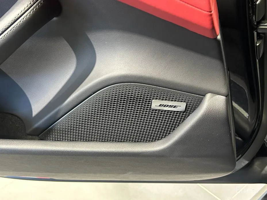 Фото 19 - Porsche Taycan