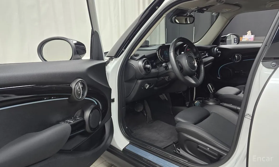 Фото 10 - Mini Cooper