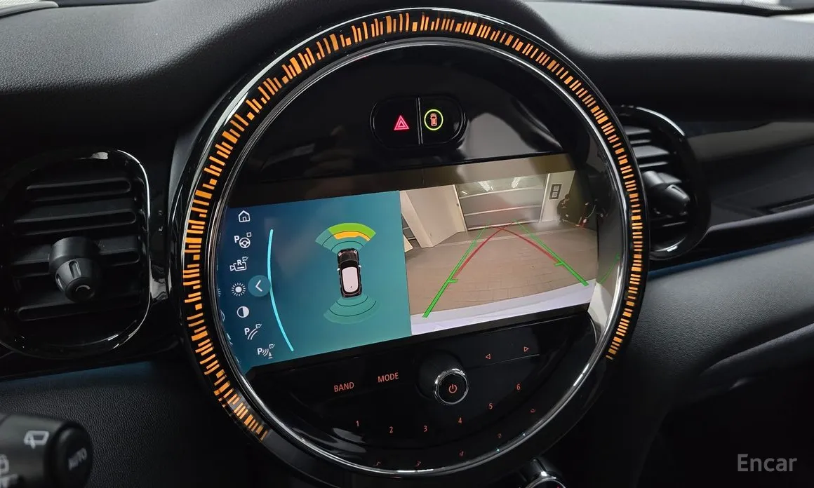 Фото 15 - Mini Cooper