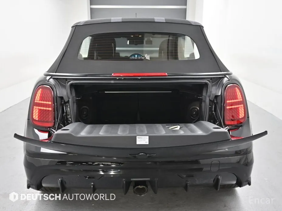 Фото 18 - Mini Cooper Convertible