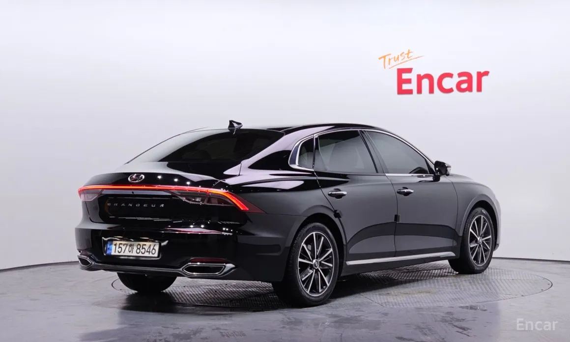 Zdjęcie 2 - Hyundai Grandeur