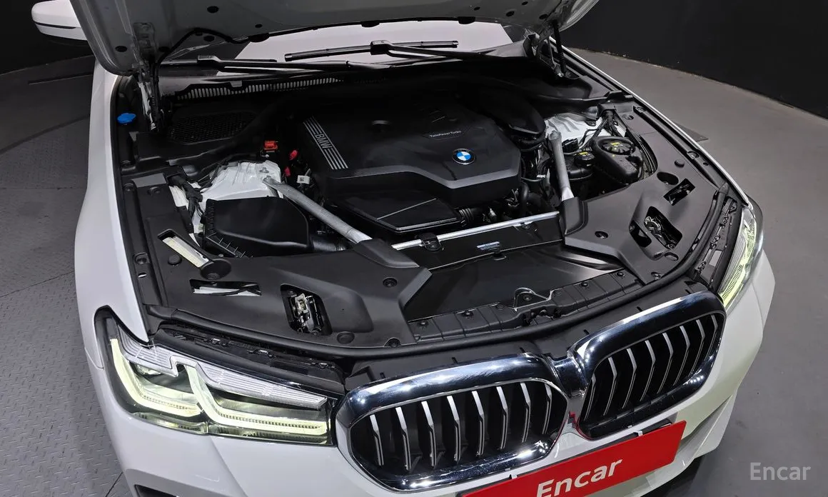 Фото 6 - BMW 5 Series