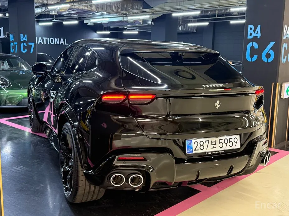 2022 Ferrari Purosangue