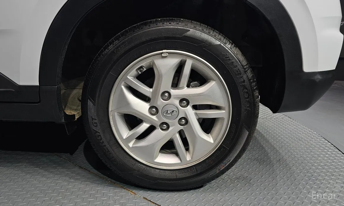 Hyundai Venue 2019 1.6 Modern Plus
