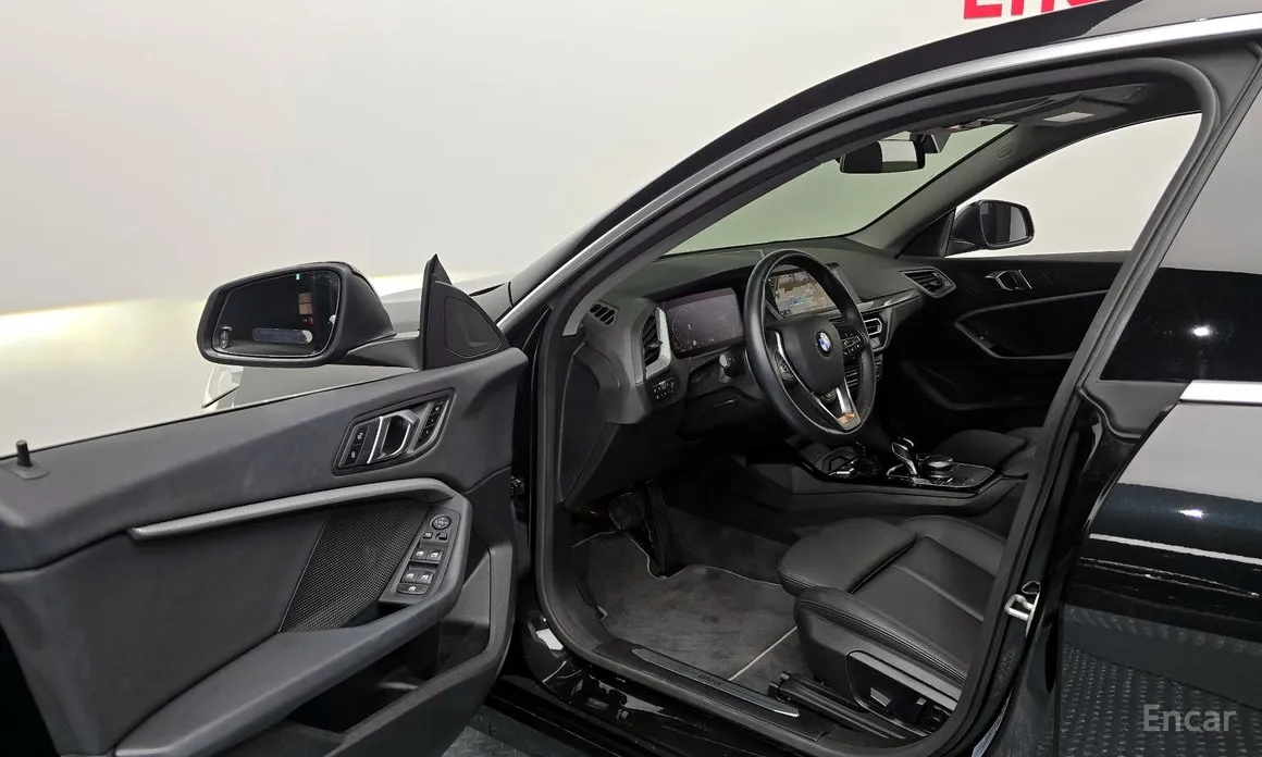 BMW 2 Series 2020 220i Sport