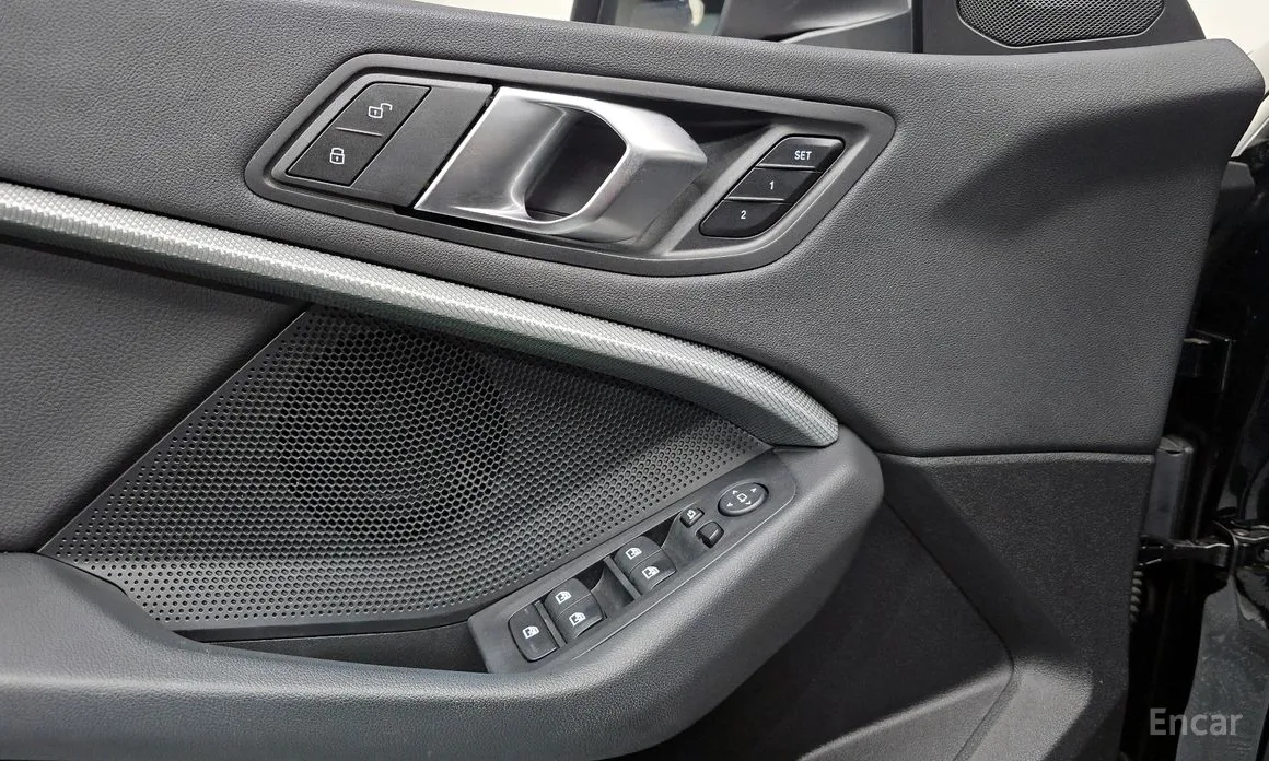 BMW 2 Series 2020 220i Sport