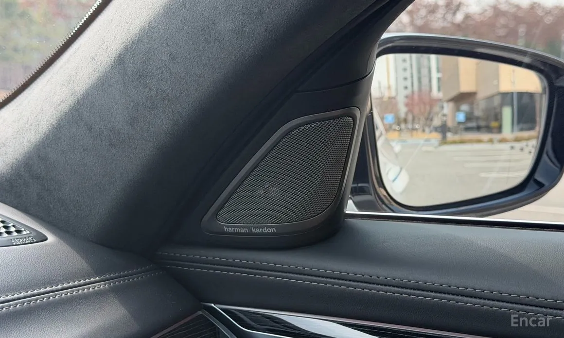 Фото 20 - BMW 7 Series