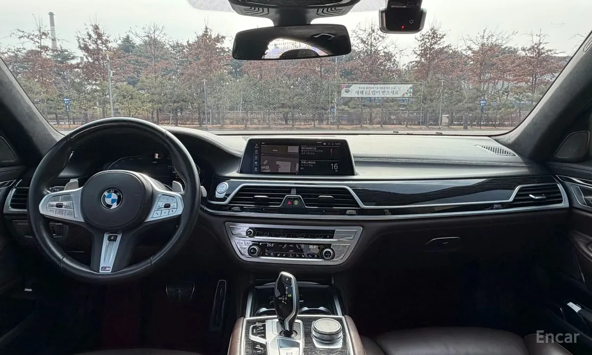 Фото 7 - BMW 7 Series