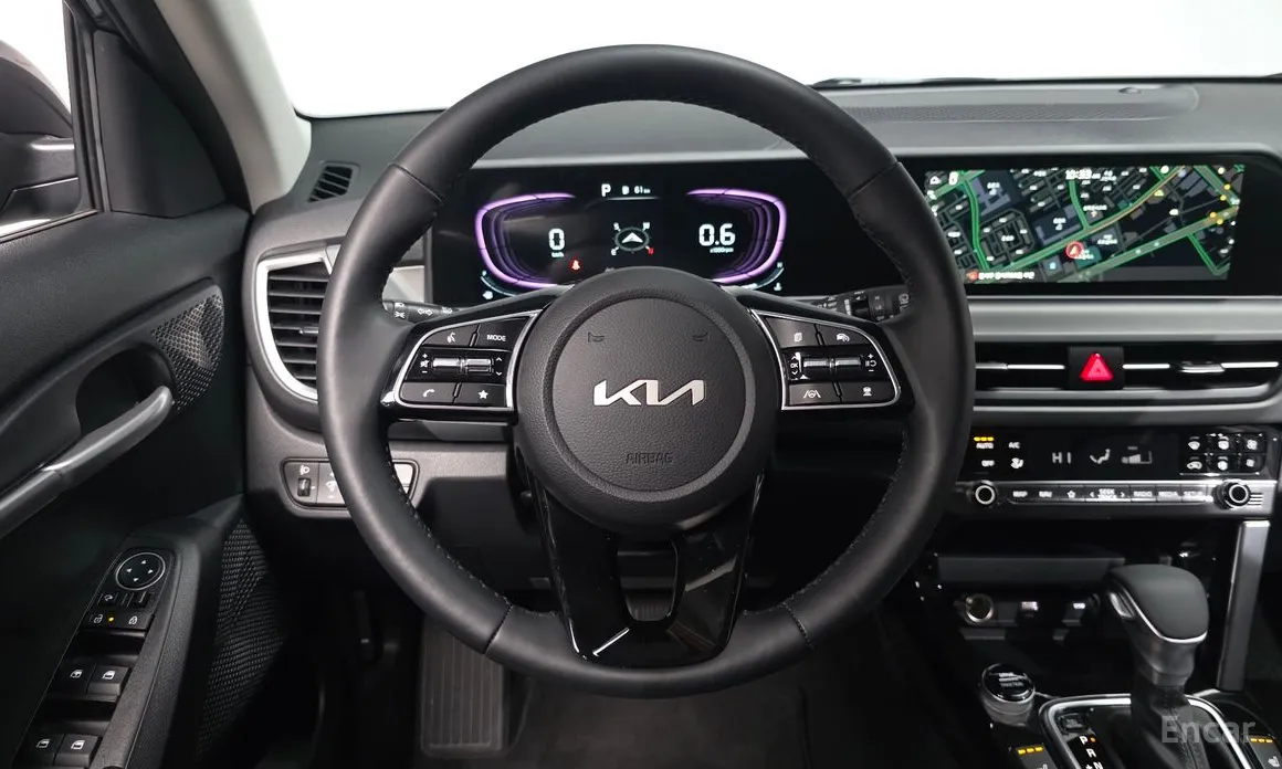 Фото 13 - Kia Seltos