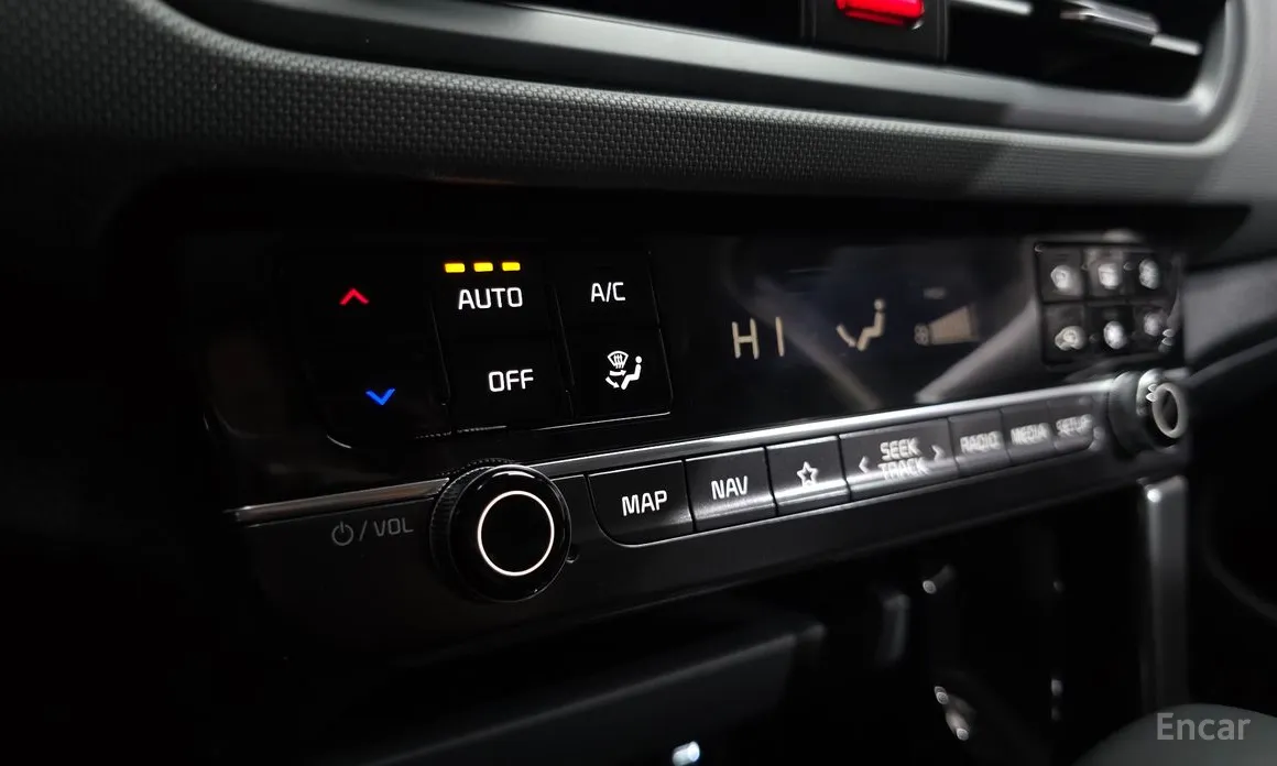 Фото 17 - Kia Seltos