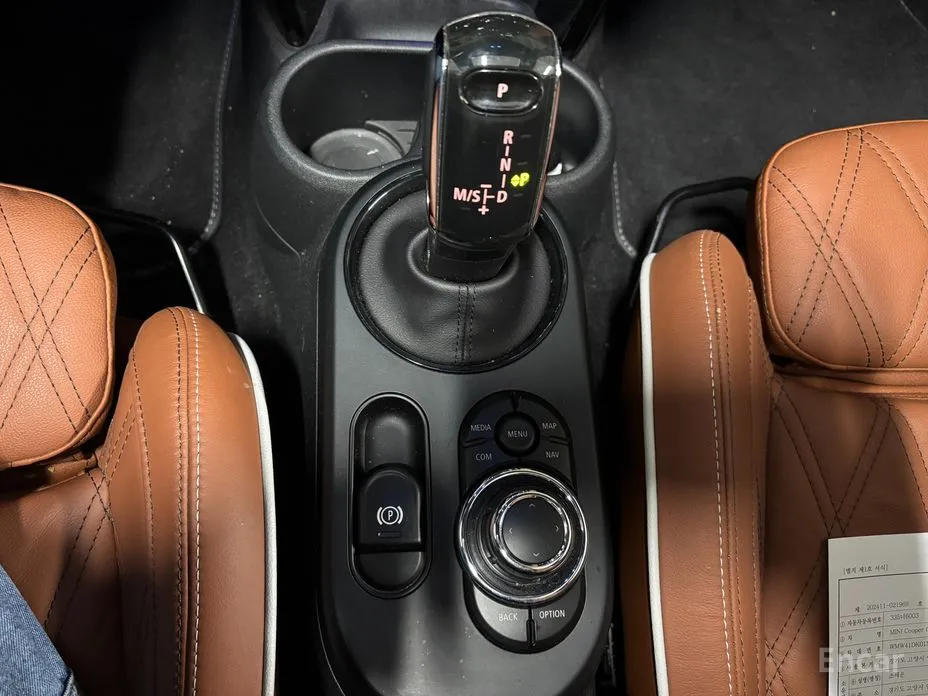 Фото 10 - Mini Cooper