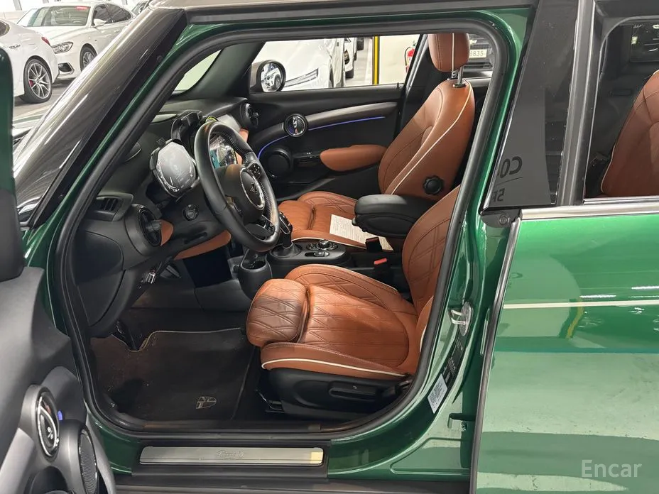 Фото 15 - Mini Cooper