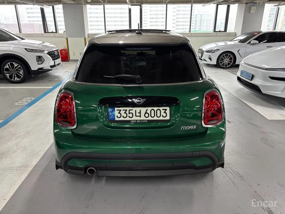 Фото 4 - Mini Cooper