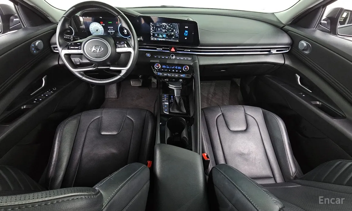 Фото 4 - Hyundai Avante