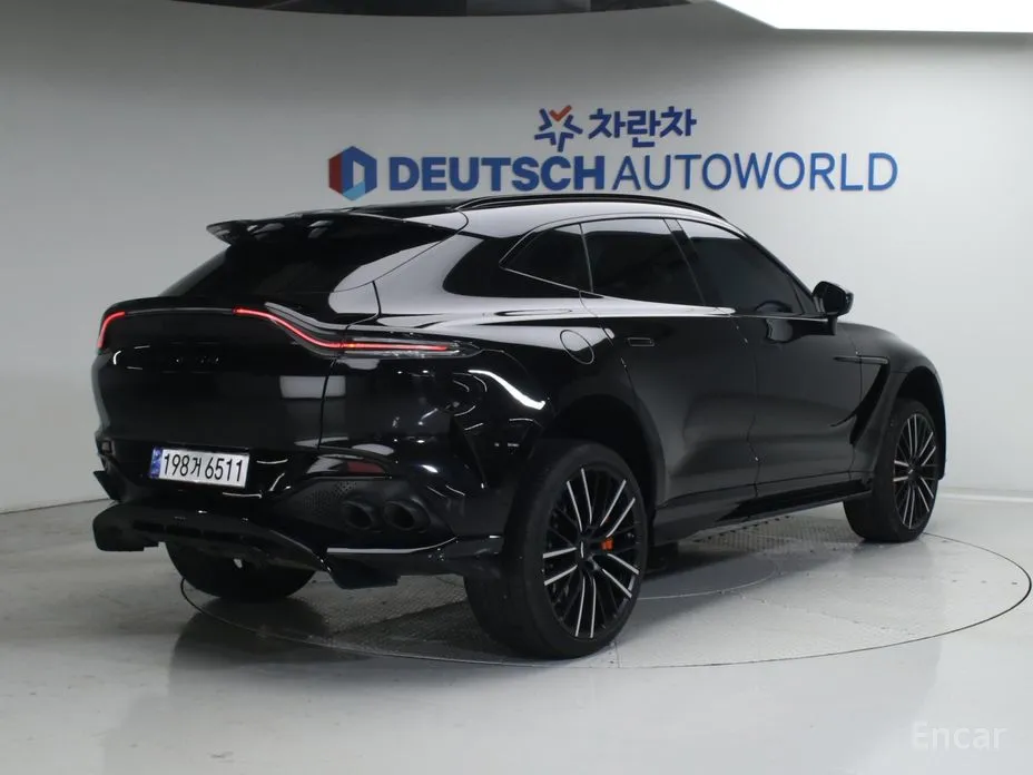 Aston Martin DBX 2020 4.0 V8 707