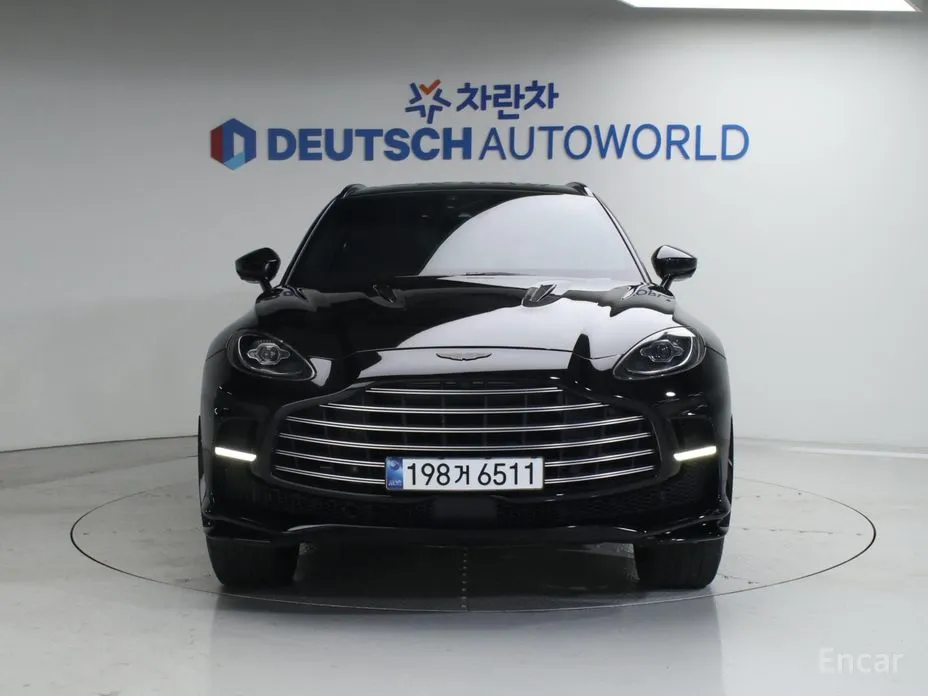 Aston Martin DBX 2020 4.0 V8 707