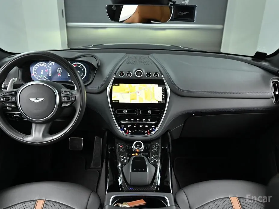 Aston Martin DBX 2020 4.0 V8 707