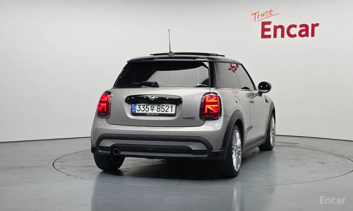 Фото 4 - Mini Cooper