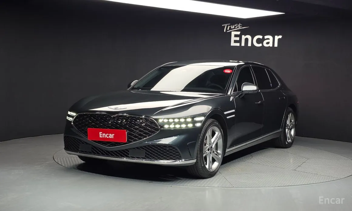 Фото 1 - Genesis G90