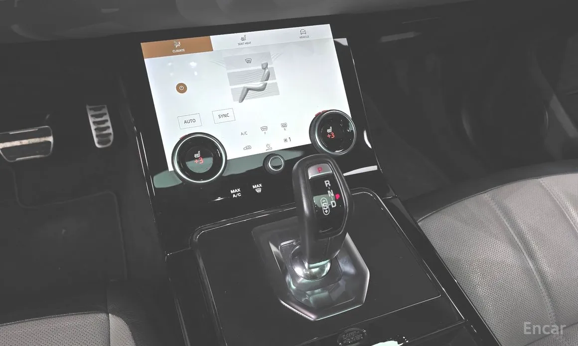 Land Rover Range Rover Evoque 2019 P250 R-Dynamic SE