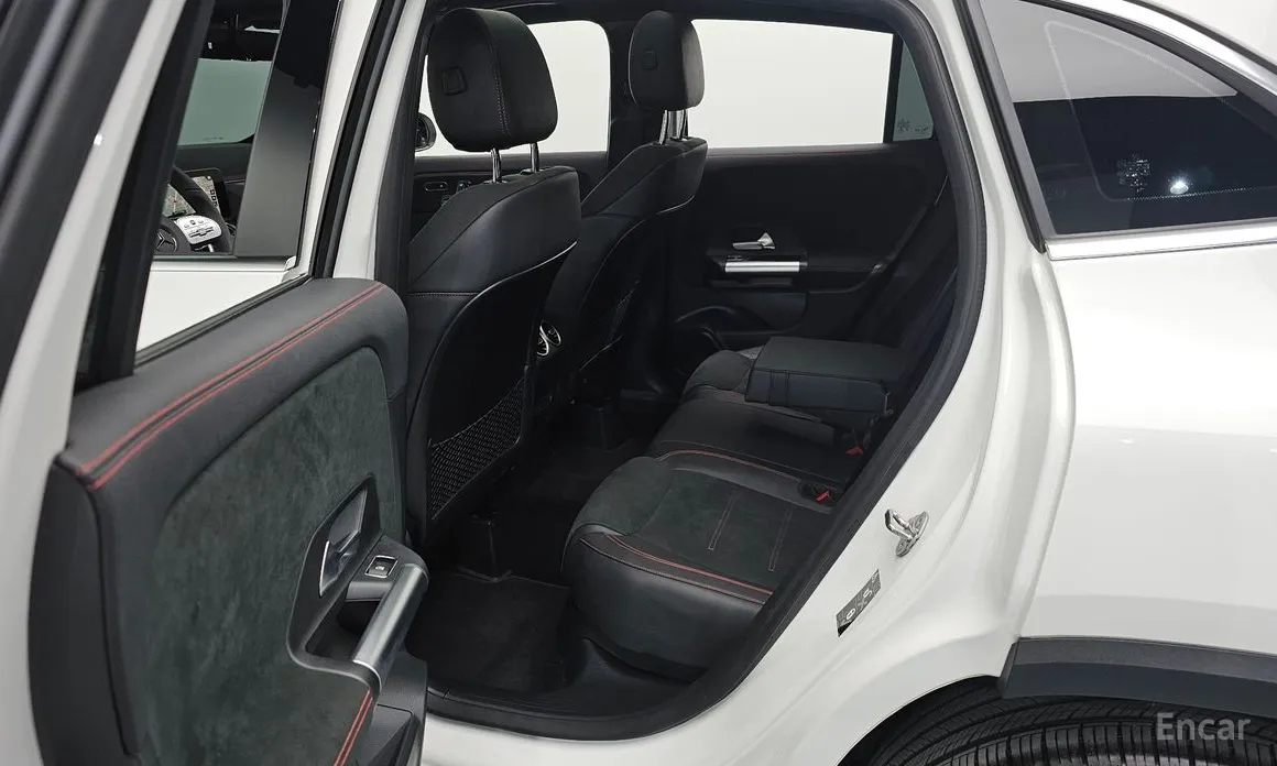 Mercedes-Benz GLA-Class 2020 GLA250 4MATIC