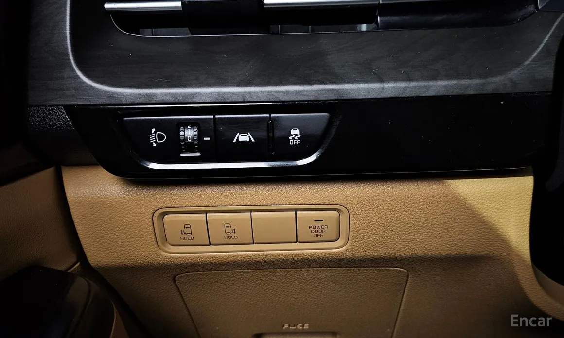 Фото 15 - Kia Carnival