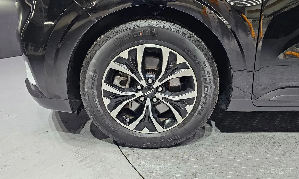 Фото 5 - Kia Carnival