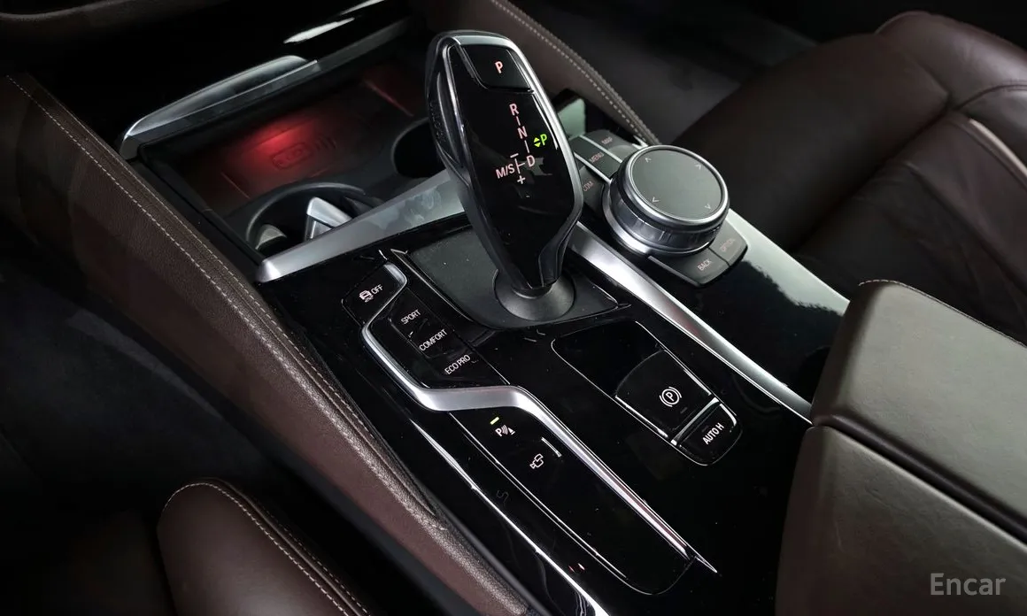 Фото 9 - BMW 5 Series