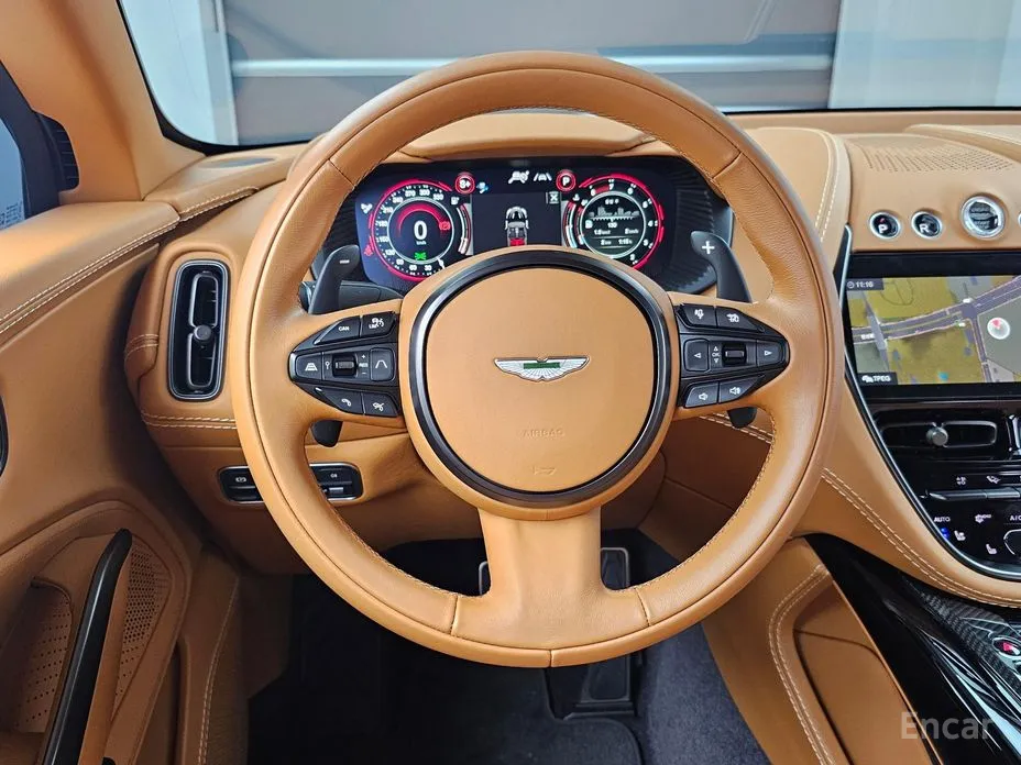 Aston Martin DBX 2020 4.0 V8 707