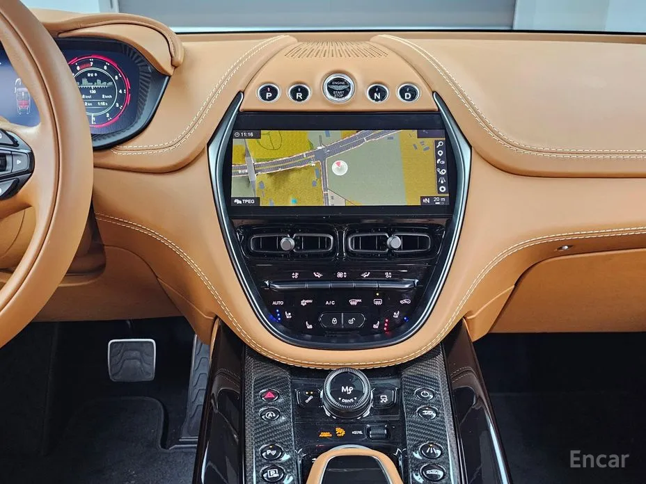 Aston Martin DBX 2020 4.0 V8 707