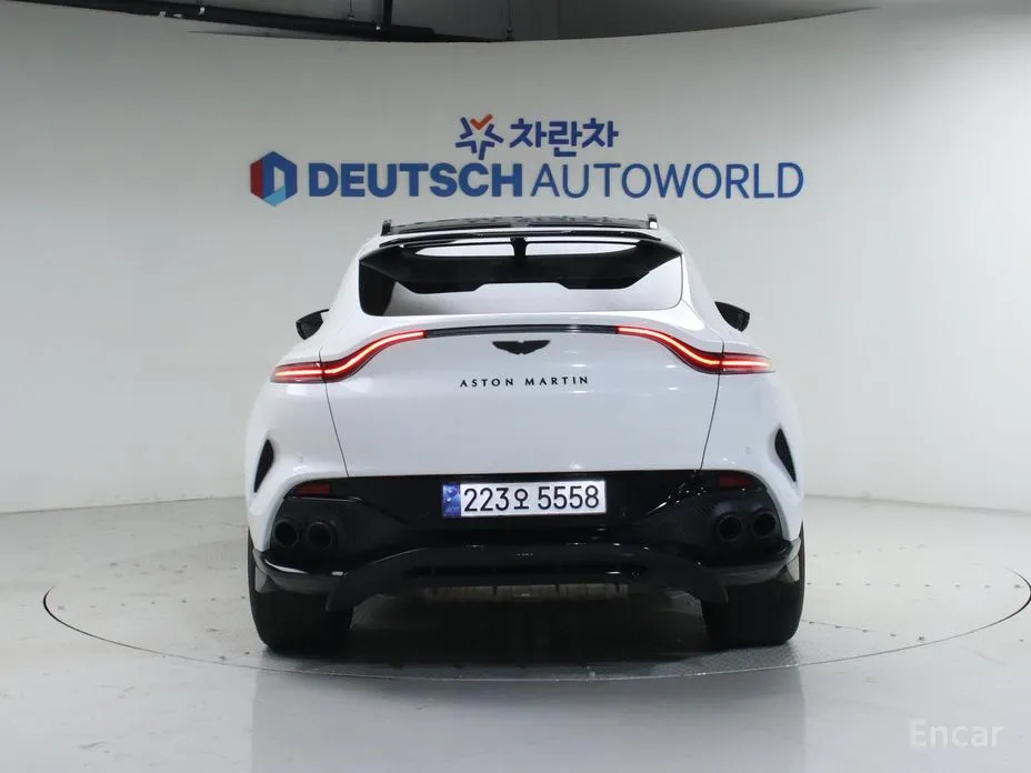 Aston Martin DBX 2020 4.0 V8 707