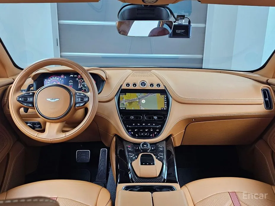 Aston Martin DBX 2020 4.0 V8 707