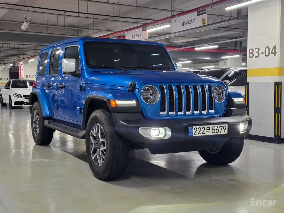 Photo 2 - Jeep Wrangler