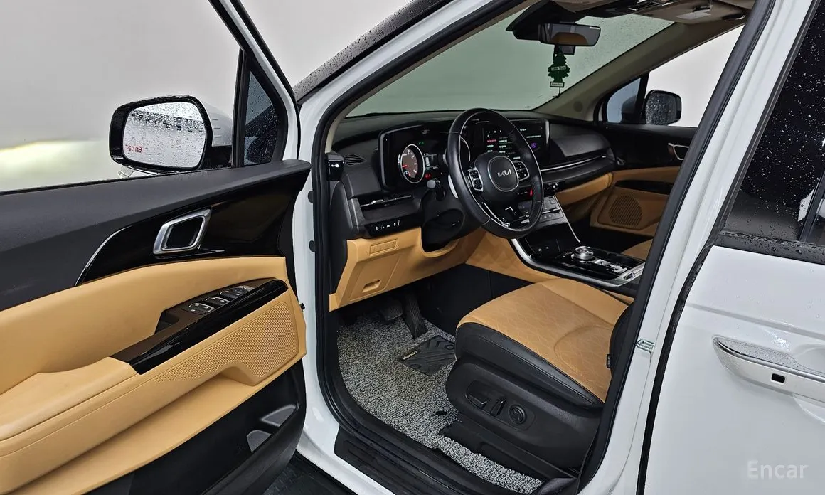 Zdjęcie 10 - Kia Carnival