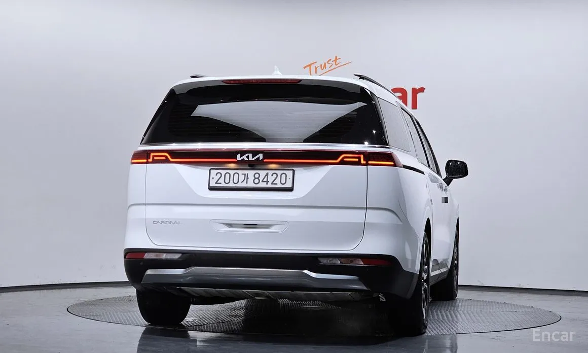 Zdjęcie 4 - Kia Carnival