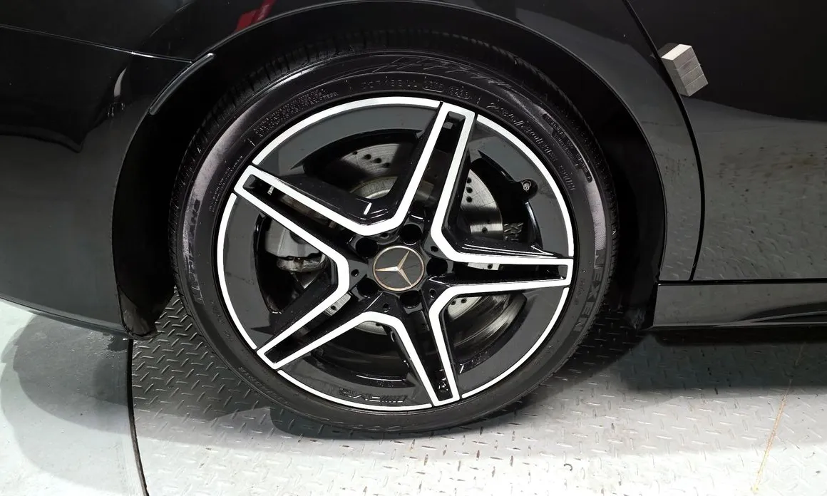 Фото 5 - Mercedes-Benz A-Class