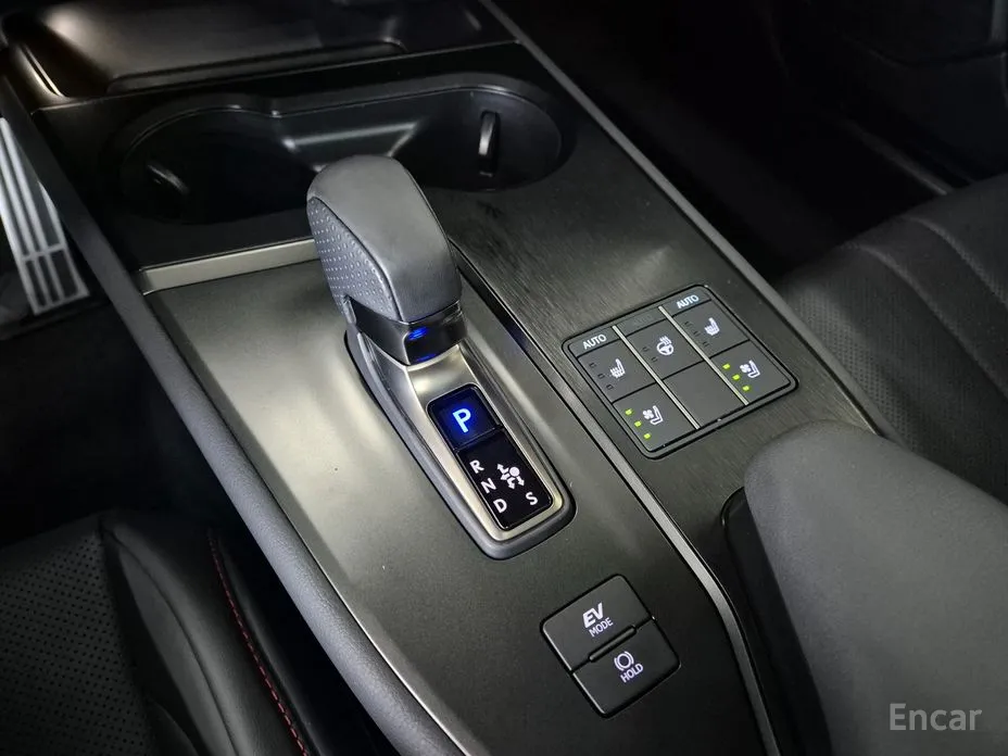 Lexus UX 2024 2.0 F-Sport 2WD