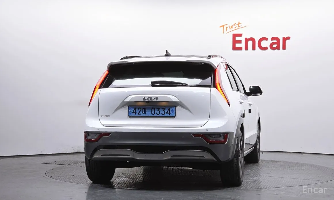 Фото 4 - Kia Niro