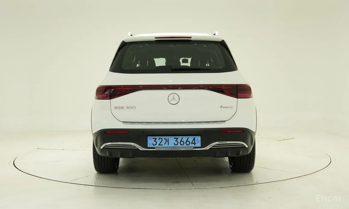 2022 Mercedes-Benz EQB