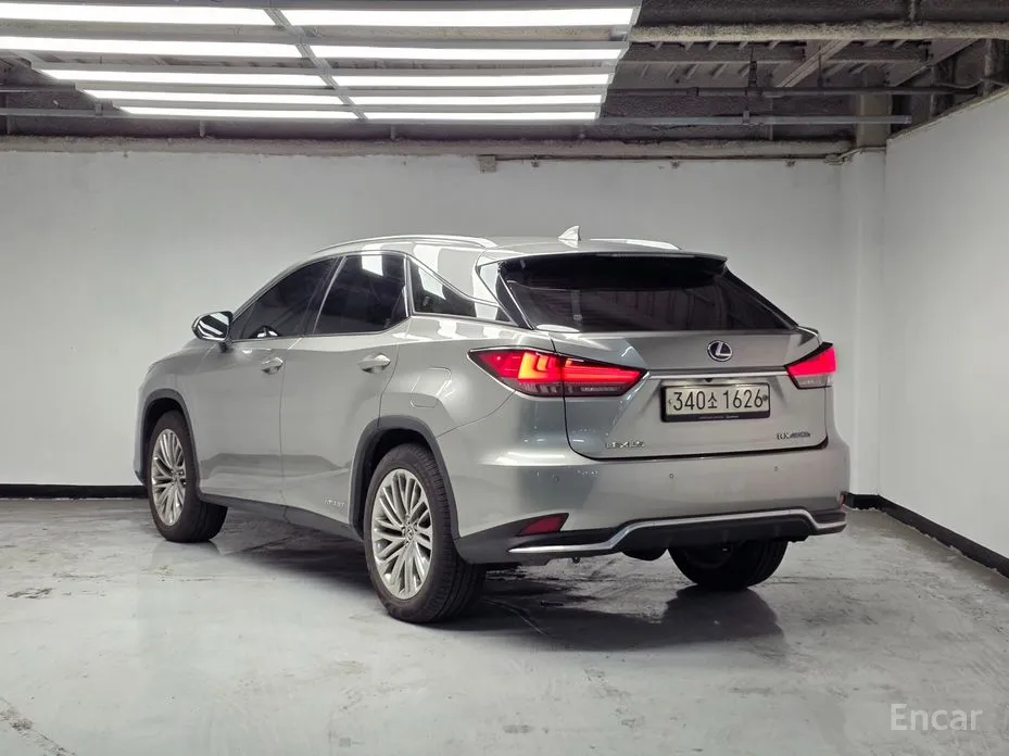 Фото 2 - Lexus RX